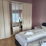 Am Holzhafen Отель Штаде