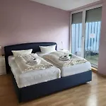 Am Holzhafen 3* Штаде