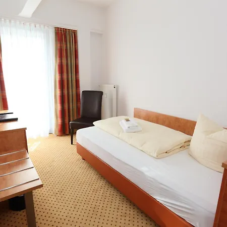 Am Holzhafen Hotel 3*