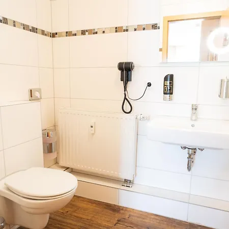 Am Holzhafen Hotell 3*