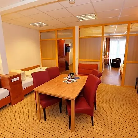 Hotel Am Holzhafen Stade