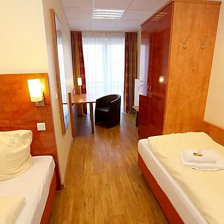 Am Holzhafen Hotel
